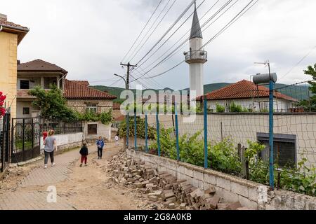 La vie dans le village de pêcheurs de Lin sur les rives du lac Ohrid près de Pogradeci, au sud-est de l'Albanie Banque D'Images