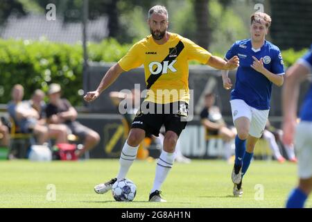 ZUNDERT, PAYS-BAS - JUILLET 17 : Ralf Seuntjes du CNA Breda lors du match d'avant-saison entre le CNA et le FC Den Bosch au complexe de trainingNAC le 17 juillet 2021 à Zundert, pays-Bas (photo de Gino van Outheusden/Orange Pictures) Banque D'Images