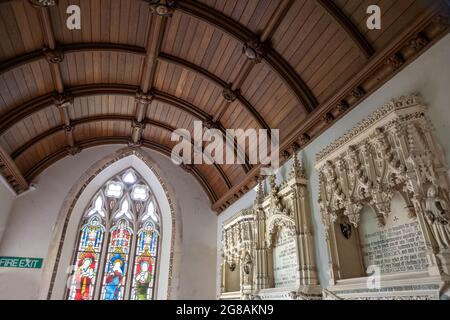 Intérieur de l'église, Tyneham Village, Dorset, Royaume-Uni ; évacué en décembre 1943 pendant la Seconde Guerre mondiale et abandonné depuis. Banque D'Images