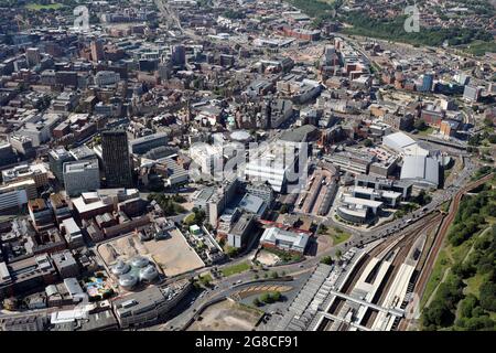 Vue aérienne du centre-ville de Sheffield depuis le sud, vue sur le nord-ouest Banque D'Images