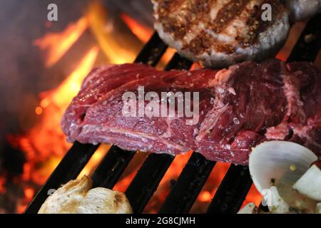 Fraldinha. Grillades au barbecue Steak de viande brésilienne au barbecue. Banque D'Images