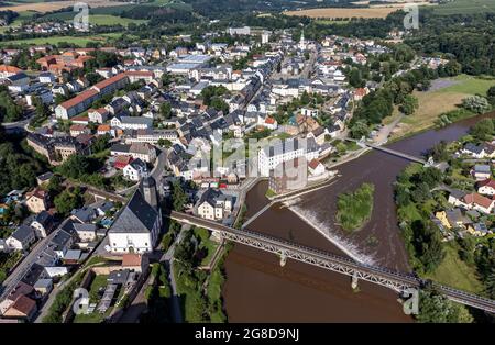 La ville de Rochlitz sur le Zwickauer Mulde Banque D'Images