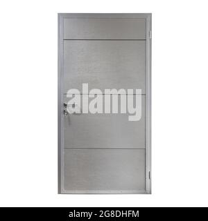 Porte avant en métal gris d'une maison avec des clés dans un trou de serrure isolé sur un fond blanc. Côté extérieur de la porte d'entrée grise isolé sur fond blanc. Banque D'Images