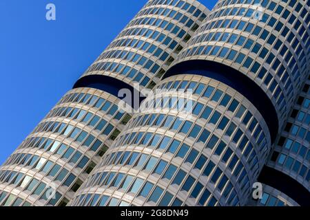 Munich, Allemagne - 08 25 2011: Détail architectural du musée BMW et du siège de Munich, Allemagne. Banque D'Images