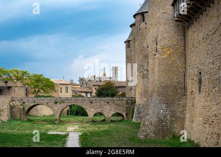 La Cité, cité médiévale fortifiée de Carcassonne, site classé au patrimoine mondial de l'UNESCO, Languedoc-Roussillon, Sud de la France Banque D'Images