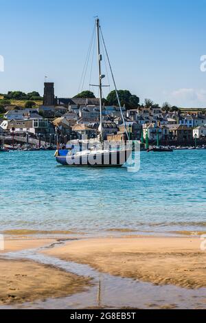 Vue sur l'estuaire de Kingsbridge et les bateaux, SALCOMBE, Kingsbridge, Devon, Angleterre Banque D'Images