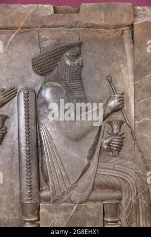 Partie de la scène de la salle d'audience, de Persepolis (palais du Trésor), Musée national d'Iran, Téhéran, Iran, Perse, Asie occidentale, Asie Banque D'Images