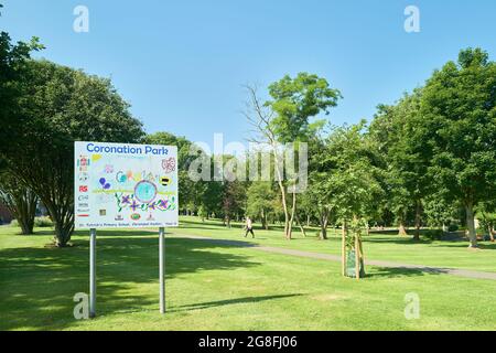 Parc du couronnement, Corby, Angleterre. Banque D'Images