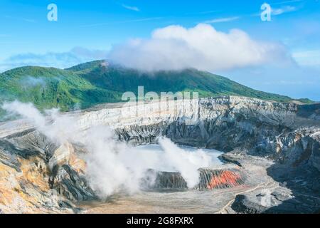 Volcan POAS, Parc national de Poas, Costa Rica, Amérique centrale Banque D'Images