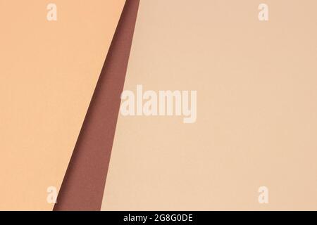 Papiers couleur abstraits composition géométrique arrière-plan avec tons beige et marron Banque D'Images