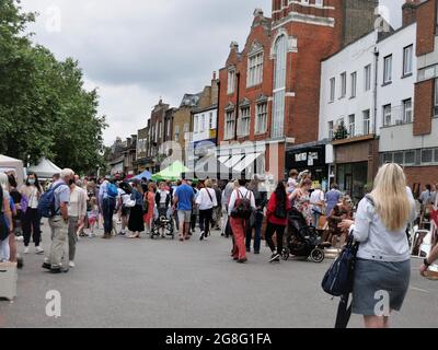 Chiswick antiques et Vintage Fair. Cette opération a lieu une fois par mois, un dimanche. Banque D'Images