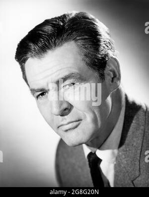 Robert Ryan, Chef et épaules Portrait de la publicité pour le film, 'Ice Palace', Warner Bros., 1960 Banque D'Images