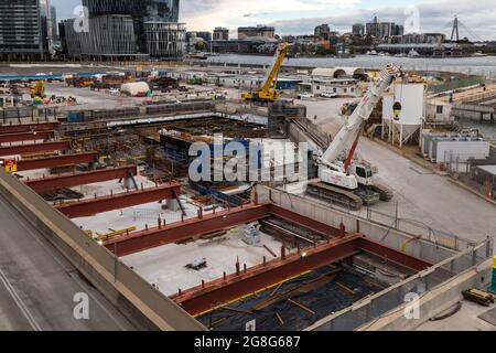 Sydney, Australie. Mardi 20 juillet 2021.vues générales du chantier de construction de Barangaroo. De nouvelles restrictions imposées ont mis fin à tous les travaux de construction à Sydney jusqu'au 30 juillet au moins en raison de la variante très infectieuse du delta de Covid-19.Credit: Paul Lovelace/Alamy Live News Banque D'Images