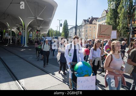 AM 13. Septembre 2019 haben einige Hundert junge Menschen für eine bessere Klimapolitik demostriert. Sie riefen auch zum globalen Klimastreik in einer Woche auf. (Photo par Alexander Pohl/Sipa USA) crédit: SIPA USA/Alay Live News Banque D'Images