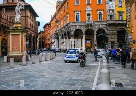 Scène de rue à Bologne Italie Banque D'Images