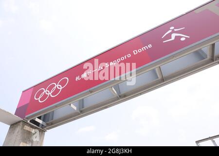 Hokkaido, Japon. 21 juillet 2021. Vue générale football/Soccer : le premier match du groupe de la première série E des femmes lors des Jeux Olympiques de Tokyo 2020 au Sapporo Dome à Hokkaido, Japon . Crédit: Naoki Morita/AFLO SPORT/Alay Live News Banque D'Images