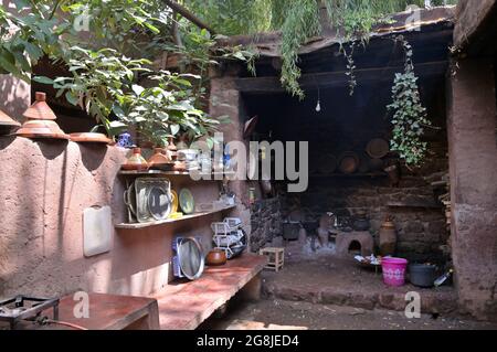 Villages berbères dans la belle vallée de l'Ourika, Haut Atlas ma Banque D'Images