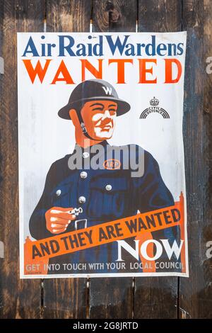 Affiche du bureau de guerre du gouvernement recrutant des gardes de RAID aérien Banque D'Images