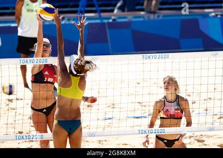 De gauche à droite Margareta KOZUCH (GER), Laura LUDWIG (GER), action, entraînement Beach Volleyball femmes dans le Parc Shiokaze Jeux Olympiques d'été 21.07.2021 2020, de 23.07. - 08.08.2021 à Tokyo/Japon. Banque D'Images