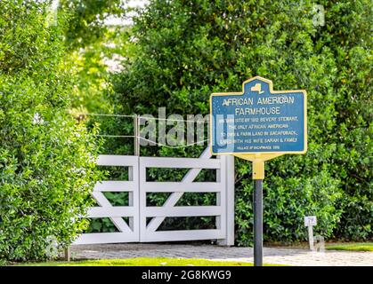 Panneau de l'État de New York indiquant l'emplacement d'une ferme afro-américaine à Sagaponack, NY Banque D'Images