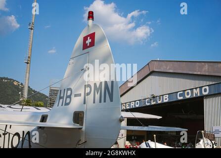 Como Aero Club hangar et avion, Lac de Como, Italie Banque D'Images