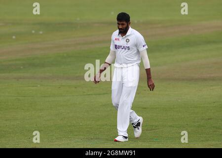 CHESTER LE STREET, ROYAUME-UNI. 21 JUILLET Jasib Bumrah of India lors du match Tour Match entre County Select XI et l'Inde à Emirates Riverside, Chester le Street le 21 juillet 2021. (Credit: Mark Fletcher | MI News) Credit: MI News & Sport /Alay Live News Banque D'Images