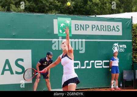 Gdansk, Pologne. 21 juillet 2021. Tamara Korpatsch (ALLEMAGNE) joue contre Weronika Falkowska (POLOGNE) lors du tournoi ouvert BNP Paribas Pologne (catégorie WTA 250) à Gdynia. (Note finale 7:5, 6:1 pour Korpatsch). Crédit : SOPA Images Limited/Alamy Live News Banque D'Images