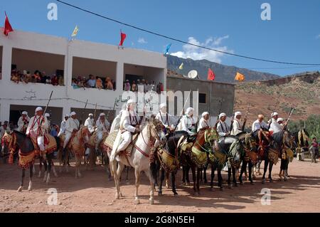 Art de la culture et de la tradition de fantasia au Maroc Banque D'Images