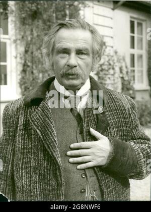 Arno Assmann als der märkische Adlige Dubslav von Stechlin, Major außer Diensten und Witwer, der auf seinem bescheiden Schloss an der Seenkette im Norden der schaft Ruppin Graflebt. Banque D'Images