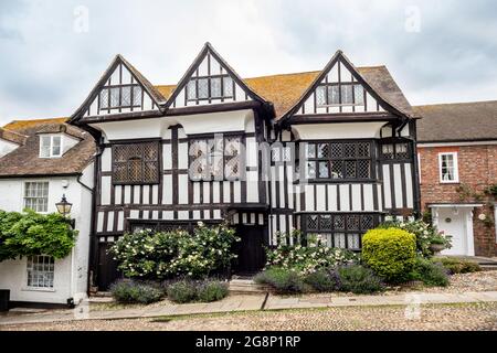 Seigle, 2021 juillet : Hartshorn House, l'ancien hôpital, sur la rue Mermaid à Rye, East Sussex Banque D'Images