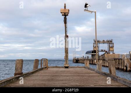 La petite jetée et le grand quai situés à Kingscote Kangaroo Island en Australie méridionale le 11 mai 2021 Banque D'Images