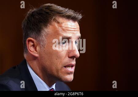 Photo du dossier datée du 18-02-2020 de l'entraîneur principal des femmes d'Angleterre Phil Neville. Date d'émission : jeudi 22 juillet 2021. Banque D'Images