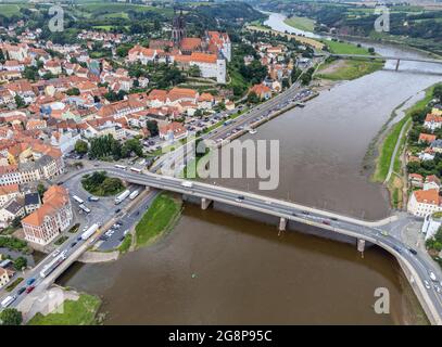 Vue aérienne du von Meissen avec l'Elbe et le château Banque D'Images