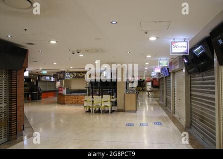 Sydney, Australie. 22 juillet 2021. Le terrain de restauration de Hunter Connection est déserté en raison du confinement. Credit: Richard Milnes/Alamy Live News Banque D'Images