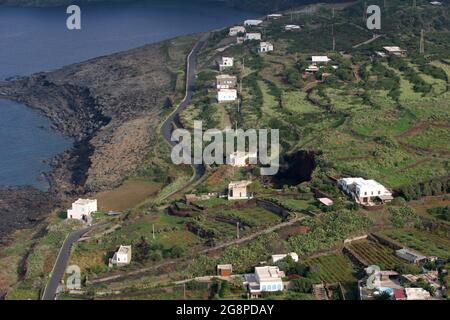 Vue aérienne, île de Pantelleria, Sicile, Italie, Europe Banque D'Images