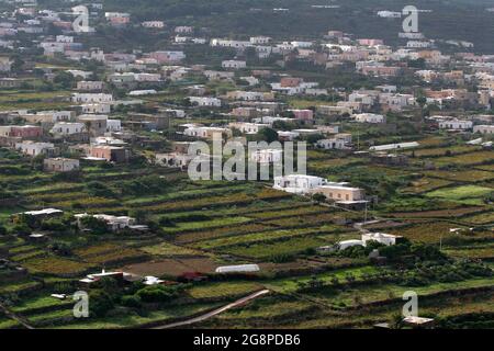 Vue aérienne, île de Pantelleria, Sicile, Italie, Europe Banque D'Images