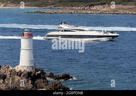 Phare de Capo Ferro, Sardaigne, Italie, Europe Banque D'Images