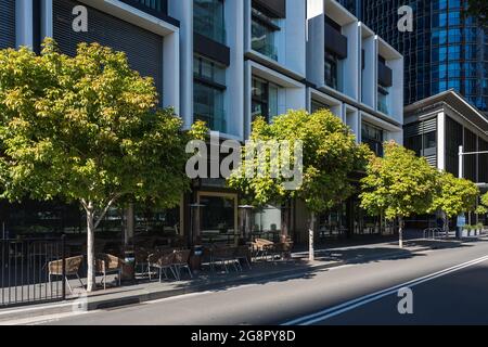 Sydney, Australie. 22 juillet 2021. Sydney, Australie. Jeudi 22 juillet 2021. Vues générales de Barangaroo et de scènes de rue vides.de nouvelles restrictions imposées ont mis fin à tous les travaux de construction à Sydney au moins jusqu'au 30 juillet en raison de la variante très infectieuse du delta de Covid-19. Crédit : Paul Lovelace/Alamy Live News Banque D'Images