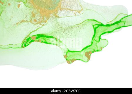 Encre d'alcool vert et or sur fond blanc. Laisse tomber la texture aquarelle Banque D'Images