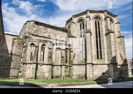 Belles ruines extérieures de l'ancien couvent de San Domingos dans la ville de Pontevedra, Espagne Banque D'Images