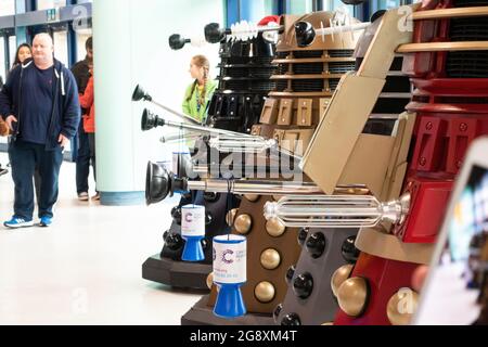 Daleks de Dr Who exposé à une convention Sci Fi Banque D'Images