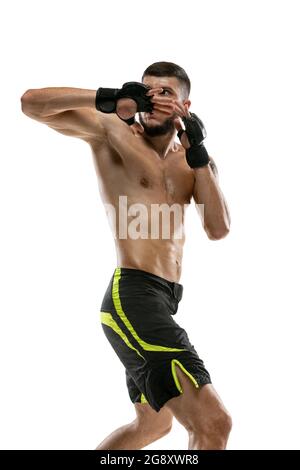 Portrait De Visage Mma Sports Et Homme En Studio Sur Fond Bleu