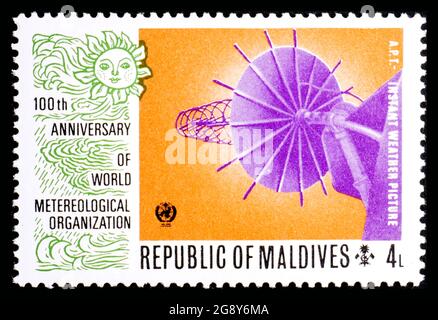 RÉPUBLIQUE DES MALDIVES - VERS 1973: Un timbre-poste des Maldives montrant A.P.T. - Instant Weather Picture Banque D'Images