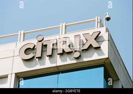 ÉTATS-UNIS. 17 août 2017. Logo sur la façade du siège régional de la société américaine de logiciels d'affaires Citrix, dans la Silicon Valley, Santa Clara, Californie, 17 août 2017. (Photo par Smith Collection/Gado/Sipa USA) crédit: SIPA USA/Alay Live News Banque D'Images