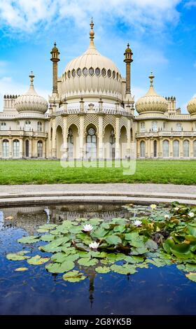 Le Pavillon Royal de Brighton a été construit pour Kng George IV, une des attractions touristiques les plus populaires des Britanniques, Sussex , Angleterre , Royaume-Uni Banque D'Images