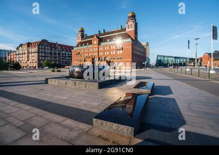 Place de la poste (Posthussplatsen) et bâtiment central de la poste - Malmo, Suède Banque D'Images