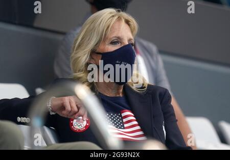 Première Dame des États-Unis, Jill Biden dans les stands du Tokyo Aquatics Center le premier jour des Jeux Olympiques de Tokyo 2020 au Japon. Date de la photo: Samedi 24 juillet 2021. Banque D'Images