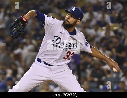 Los Angeles, États-Unis. 24 juillet 2021. David Price, le lanceur de départ des Dodgers de Los Angeles, se termine pour livrer contre les Rocheuses du Colorado au stade Dodger de Los Angeles le vendredi 23 juillet 2021. Les Rocheuses ont battu les Dodgers 9-6, c'était le troisième jeu droit des Dodgers dans lequel le bullpen ne pouvait pas tenir une avance tardive. Photo de Jim Ruymen/UPI crédit: UPI/Alay Live News Banque D'Images