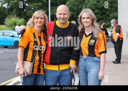 Hull, Royaume-Uni. 24 juillet 2021. Les fans retournent aussi le MKM Stadium tom regarder Hull City v Mansfield Town pré-saison amicale à, le 7/24/2021. (Photo de David Greaves/News Images/Sipa USA) crédit: SIPA USA/Alay Live News crédit: SIPA USA/Alay Live News Banque D'Images