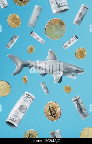 Un grand requin blanc autour de la crypto-monnaie et de l'argent sur un fond bleu. Image métaphorique conceptuelle des requins dangereux des affaires et de l'Inde Forex Banque D'Images